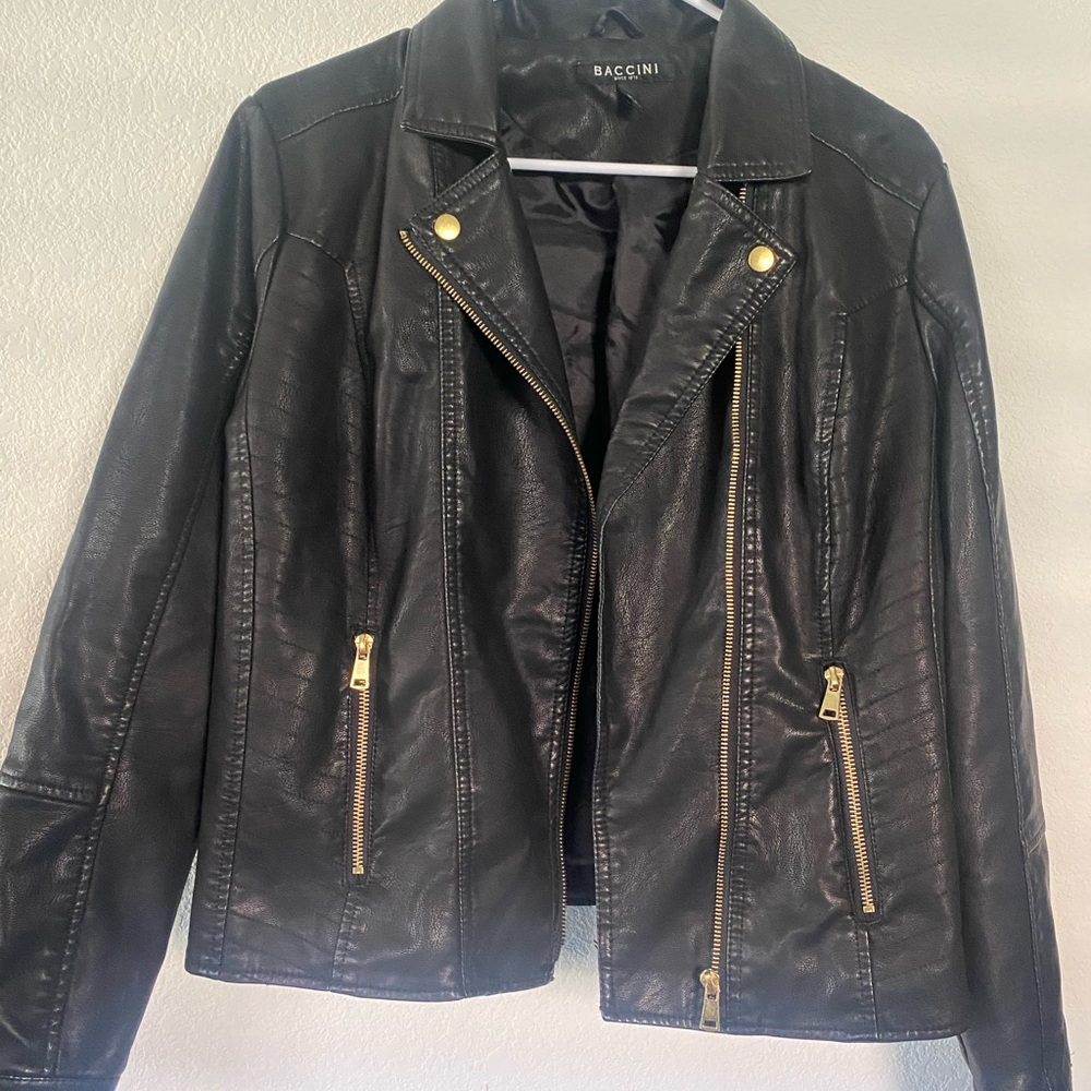 Women's Black Faux Leather Jacket in Size Large